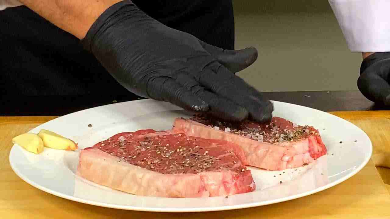 How to cook beef steak quick and easy beef steak ستيك اللحم